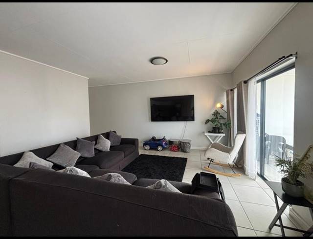 2 BEDROOM PROPERTY TO RENT IN LINBRO PARK